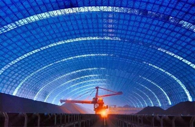 南岸亿优钢构工程师为您解析原料场封闭技术的特点和类型